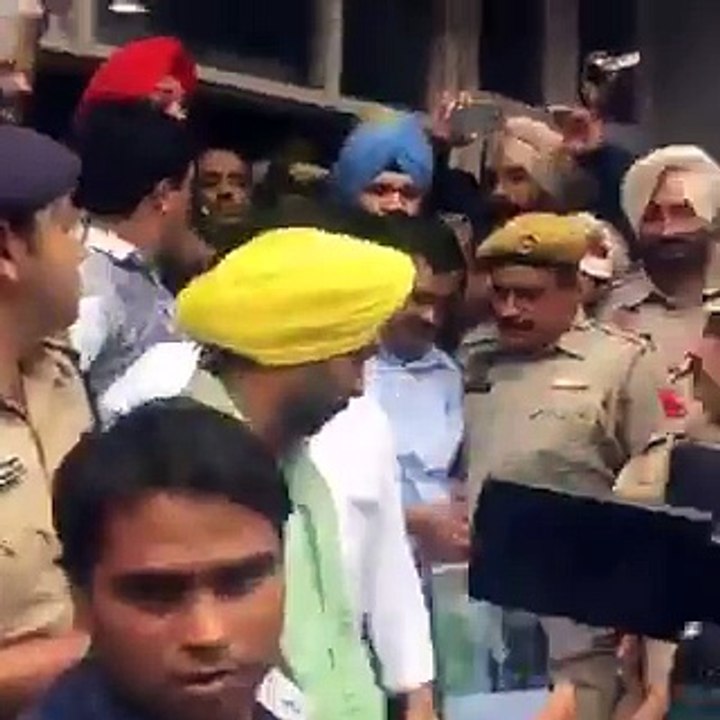 Kejriwal amritsar