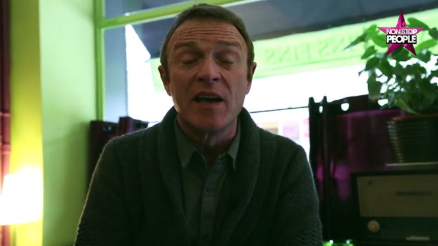 Christophe Hondelatte : après Dr House, il prépare son retour à la musique ! (VIDEO)