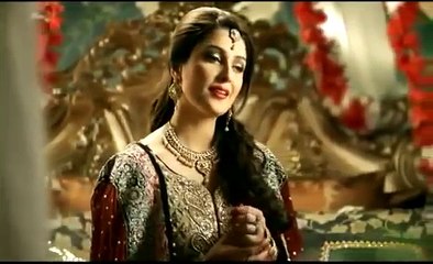 Ayeza Khan and Hamza Ali Abbasi special scene