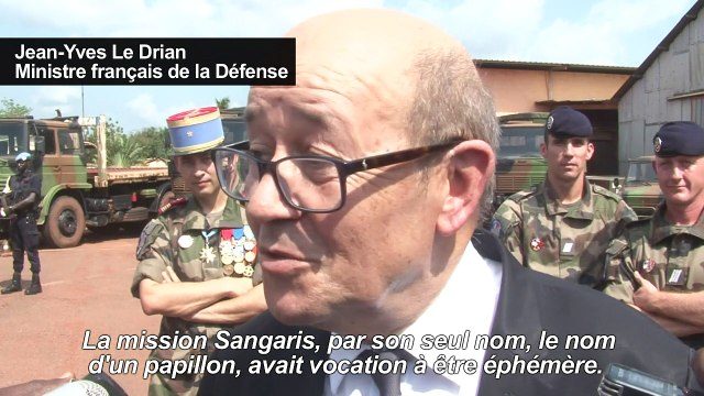 Centrafrique: Le Drian annonce la fin de l'opération Sangaris