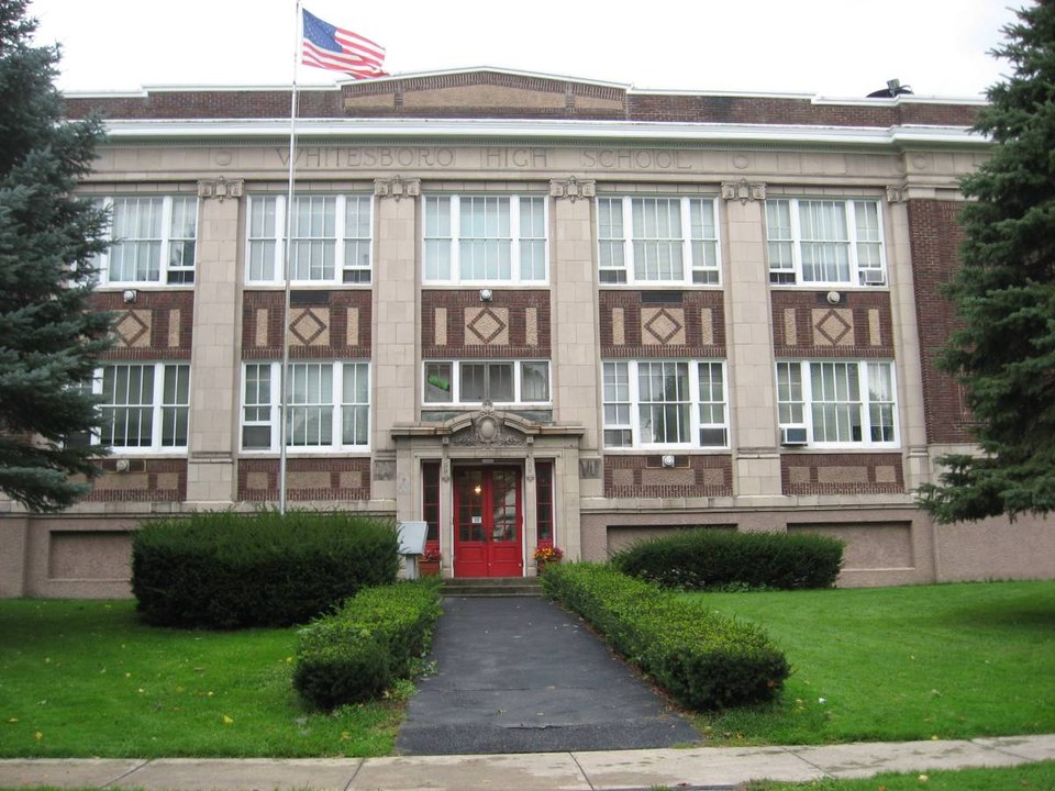 1br - 600ft2 - 1 br in whitesboro available now (181 main st - schoolhouse appts)