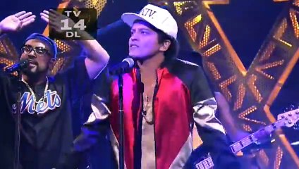 Bruno Mars performing "Chunky" on Saturday Night Live!