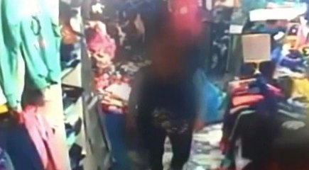 Cámaras de seguridad captan el robo  de una banda integrada por mujeres