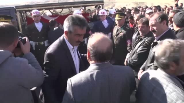 Hakkari'de Şehit Olan Piyade Uzman Çavuş Koç, Son Yolculuğuna Uğurlandı