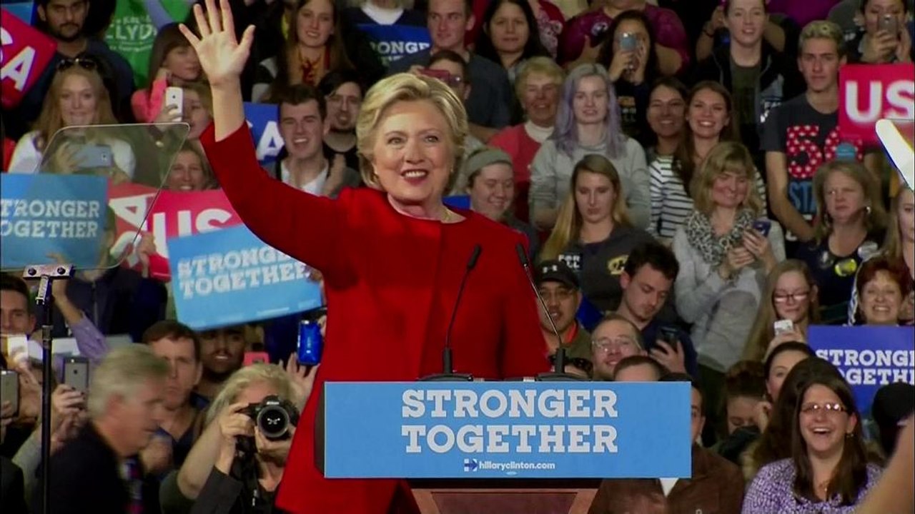 Clinton wirft FBI Doppelmoral vor