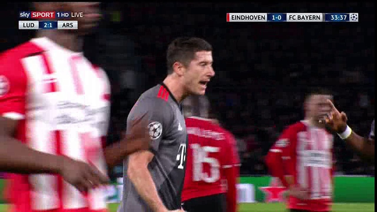 Robert Lewandowski Goal HD - PSV 1-1 Bayern München - 01-11-2016