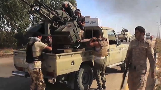 ازدواجية الغرب.. دعم لحكومة الوفاق الليبية وحفتر معا