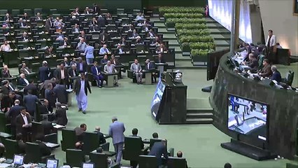 تعديل وزاري إيراني يرضي المؤسسة الدينية وحلفاء روحاني