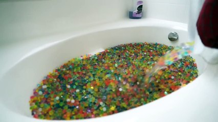 Spiderman vs Zombie Spiderman Orbeez Bath Time SuperHero fun PART 4