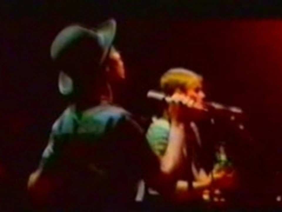 The English Beat - [Dance Craze Live] Mirror In The Bathroom