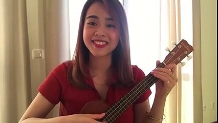 Lovely guitar singer