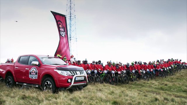 Gee Atherton VS 400 Mountain Bikers Red Bull Fox Hunt 2016