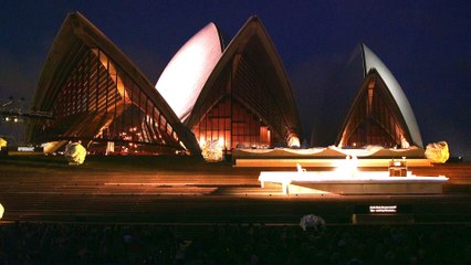 Australia: Sydney Opera House hosts ‘silent’ show