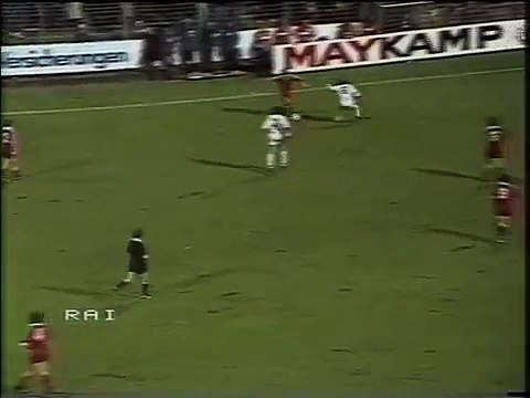 24.10.1984 - 1984-1985 UEFA Cup 2nd Round 1st Leg Borussia Mönchengladbach 3-2 RTS Widzew Lodz