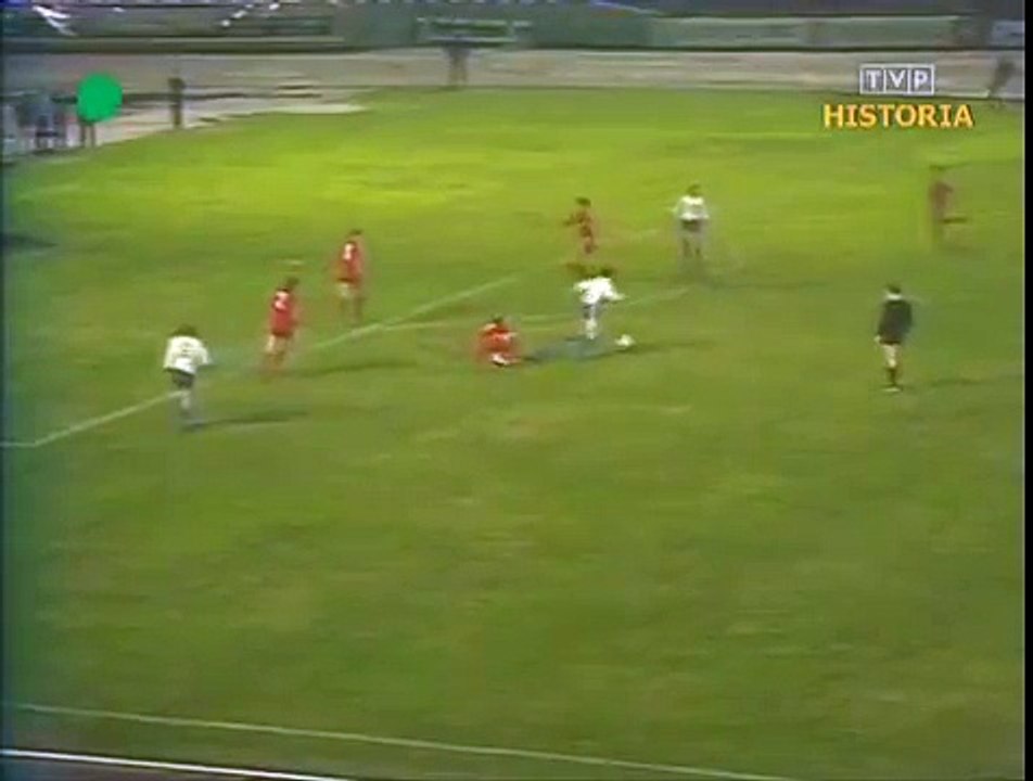 28.11.1984 - 1984-1985 UEFA Cup 3rd Round 1st Leg Spartak Moskova 1-0 1. FC Köln