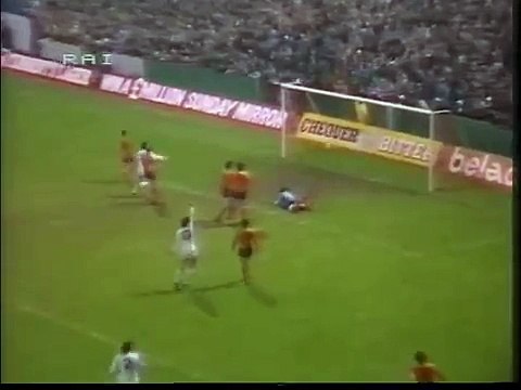 12.12.1984 - 1984-1985 UEFA Cup 3rd Round 2nd Leg Dundee United FC 2-3 Manchester United
