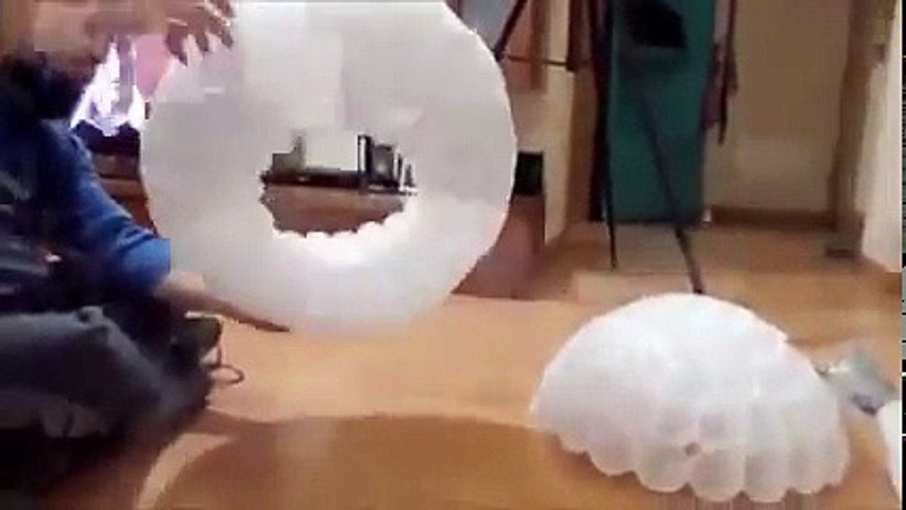 Make Beautiful Snowman with Plastic Cups _ Creative Ideas _ nineMinute-gwRxUxcDKjU