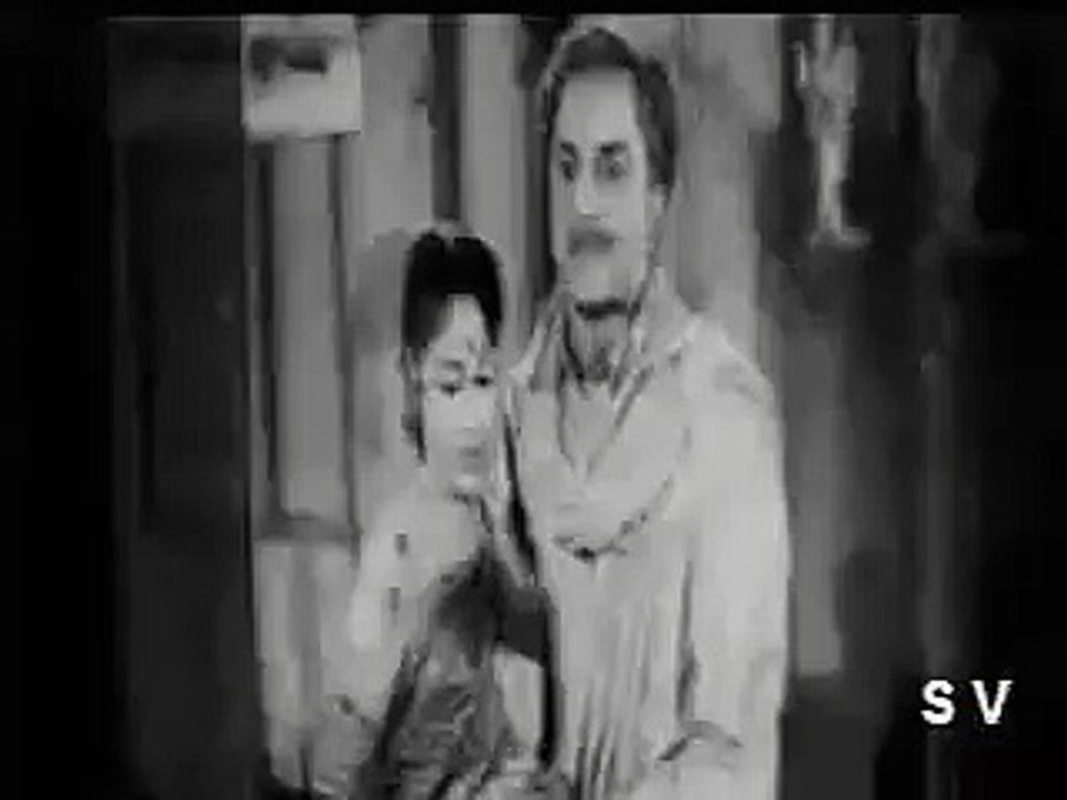 Gaaradi Chese Nee Kanulu (Telugu Old Songs)