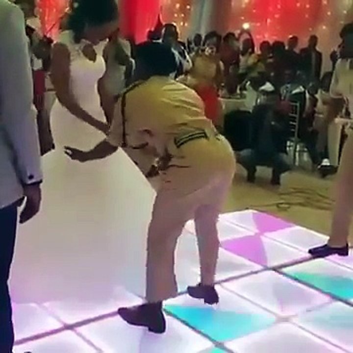 The Best Nigerian Wedding Dance | Epic Reception with Crazy Police