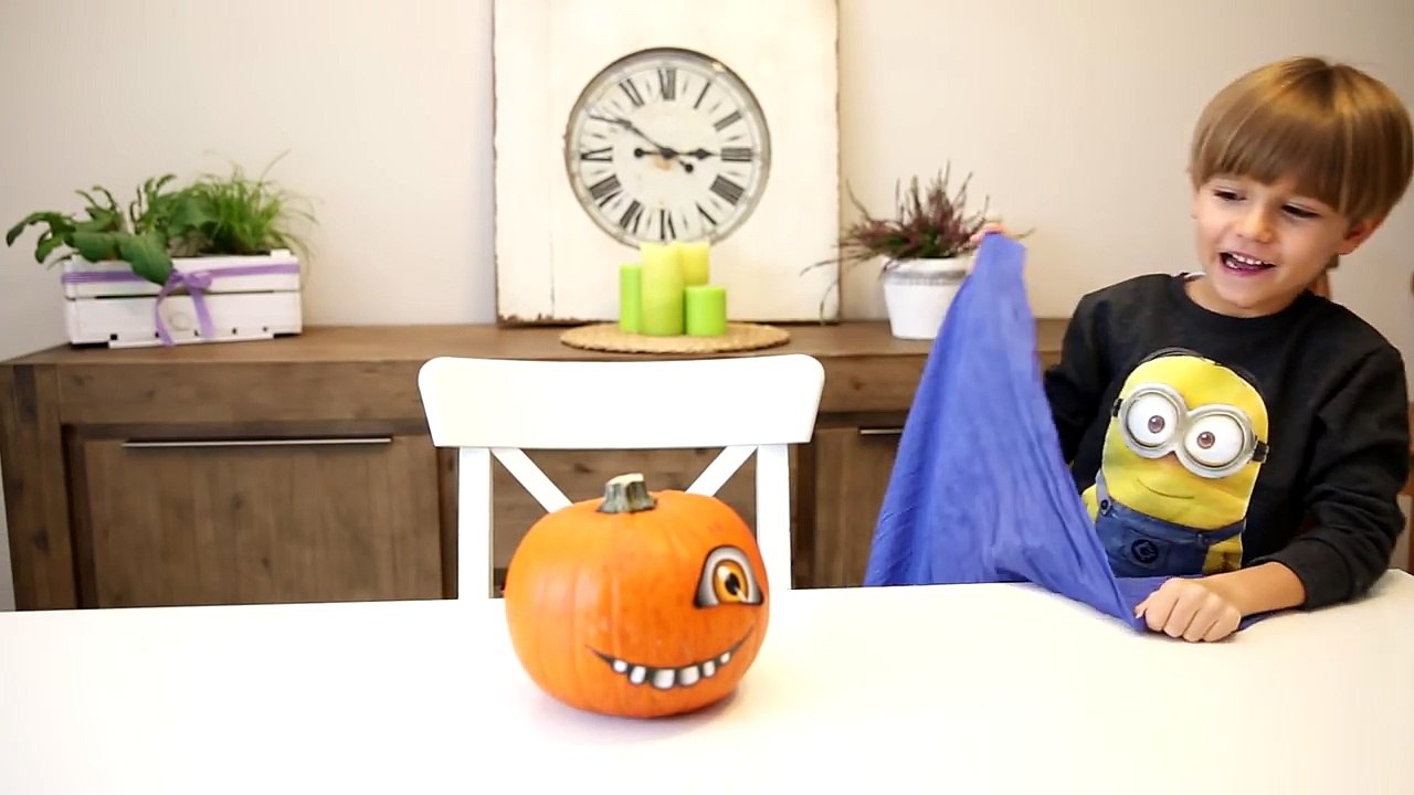 Giant Gummy Pumpkin-9y0l5LLvN84