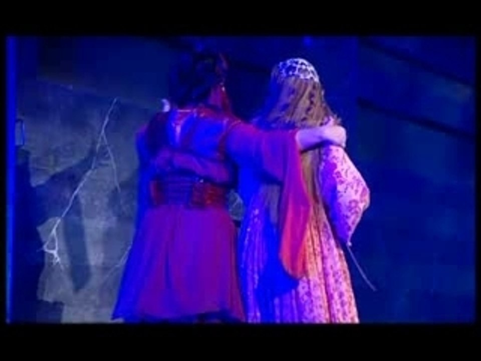 ROMEO ET JULIETTE LIVE - 18 - Aimer