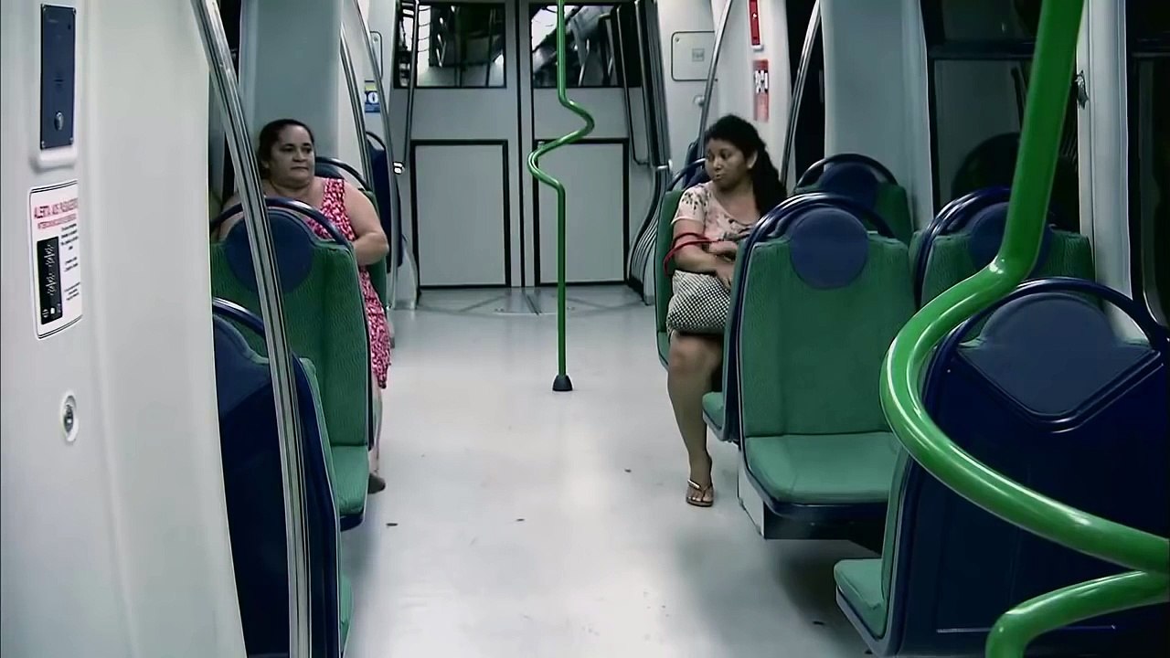 Ces pauvres femmes ont eu la plus grosse peur de leur vie en montant dans ce métro !