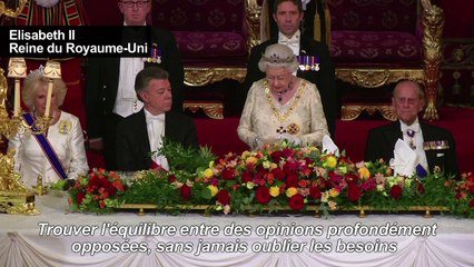La reine d'Angleterre salue le courage du président colombien