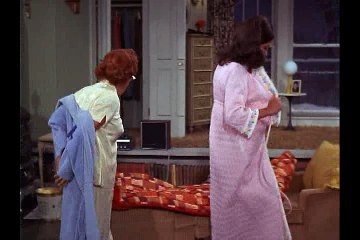 Mary Tyler Moore Show - 01x07 - Toulouse-Lautrec  Is One Of My Favorite Artists