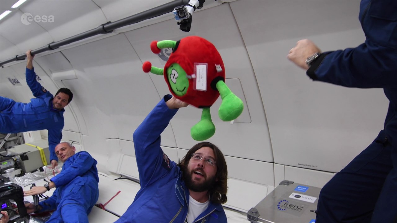 Paxi joins ESA Education's Fly Your Thesis! 2016 campaign