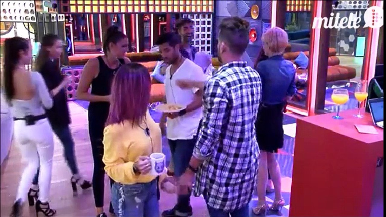 Ofrendas de los concursantes a los ex-concursantes GH17 (01/11)