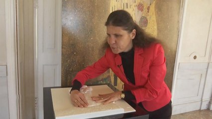 Gustav Klimt's "Kuss" zum Anfassen