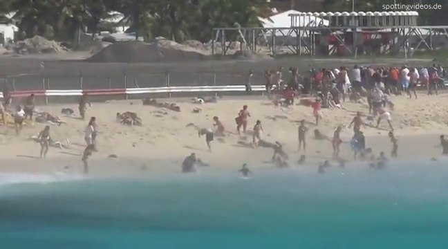 Quand tu te fais ejecter par le souffle des réacteurs d'un avion