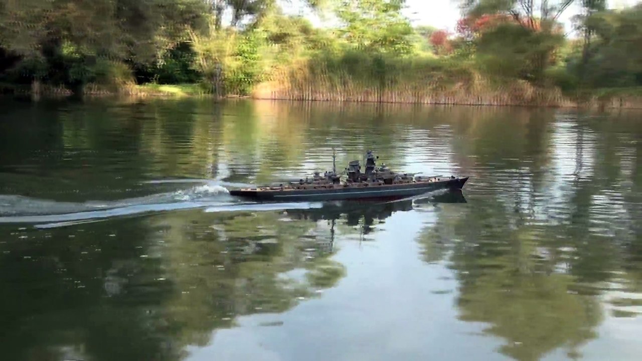 BISMARCK 2 BIG RC MODEL 1.72