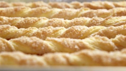 You Only Need 3 Ingredients for These Cinnamon Twists