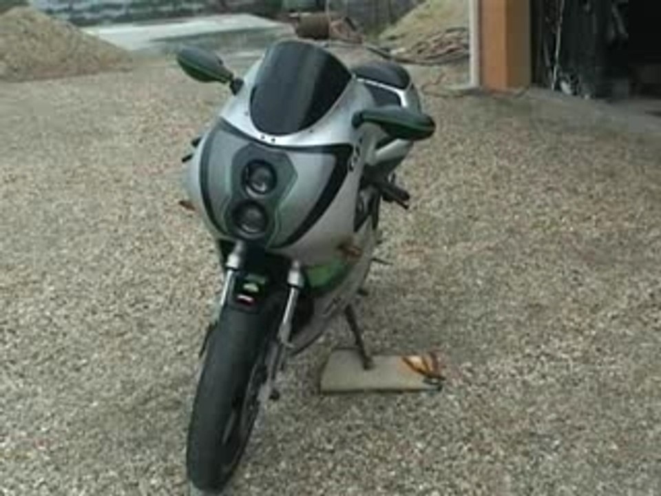 Derbi gpr replica 2