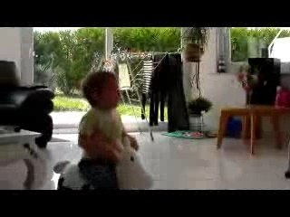 Rosalie la vache sauteuse