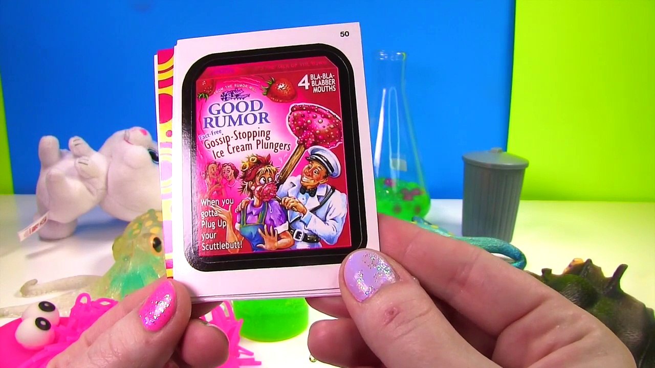 Cutting Open Squishy Toys to See What is Inside of Bat and Poop _ Fizzy Toy Show-Ck5iz3dZ17M