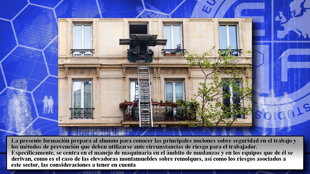 Curso de Manejo de Elevadora Montamuebles sobre Remolques