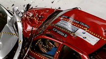 Crash test : Nissan Tsuru 2015 vs Nissan Versa 2016