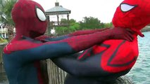 Superior Spider-Man VS Amazing Spider-Man - Mortal Kombat Styled Fight! (Real Life Superhero Battle)