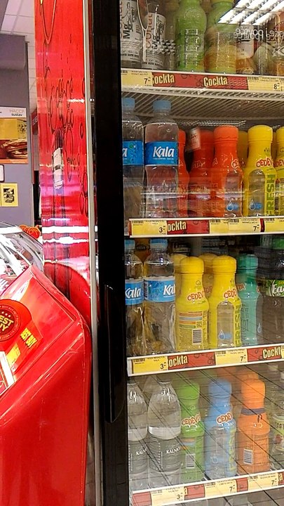 v21- Au supermarché Tommy