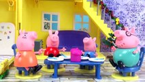 Peppa Pig y George Pig reciben la visita de Papá Noel - Vídeos de Juguetes Peppa Pig