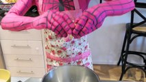 Cooking Pancakes with Pink Spidergirl, Joker and Venom PART 1