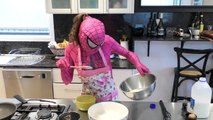 Cooking Pancakes with Pink Spidergirl, Joker and Venom PART 3