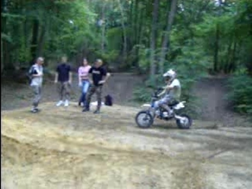 super saut de tonton mika