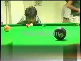 amazing Talent in Snooker from Pakistan-wLdLldTnRww