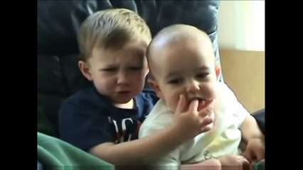 Funny Baby Videos Try Not To Laugh - Funny Babies Compilation (9) Clipuri haioase Copii amuzanti