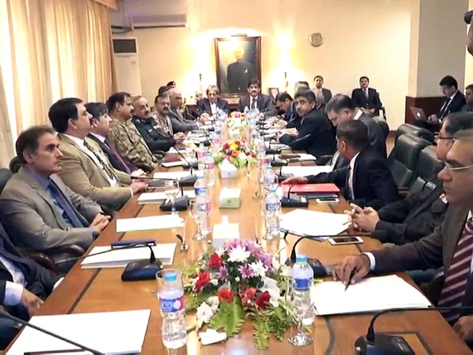 CM Sindh SYED MURAD ALI SHAH presiding over the meeting regarding APEX Committee here at CM House today. (03-Nov-2016)