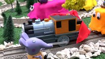 Peppa Pig Play Doh Covered Thomas The Train Toy Trains Thomas and Friends Play-Doh Guess Kids