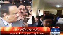 Fight Between PTI’s Naeem ul Haq & PAT’s Khurram Nawaz Gandapur Outside Court